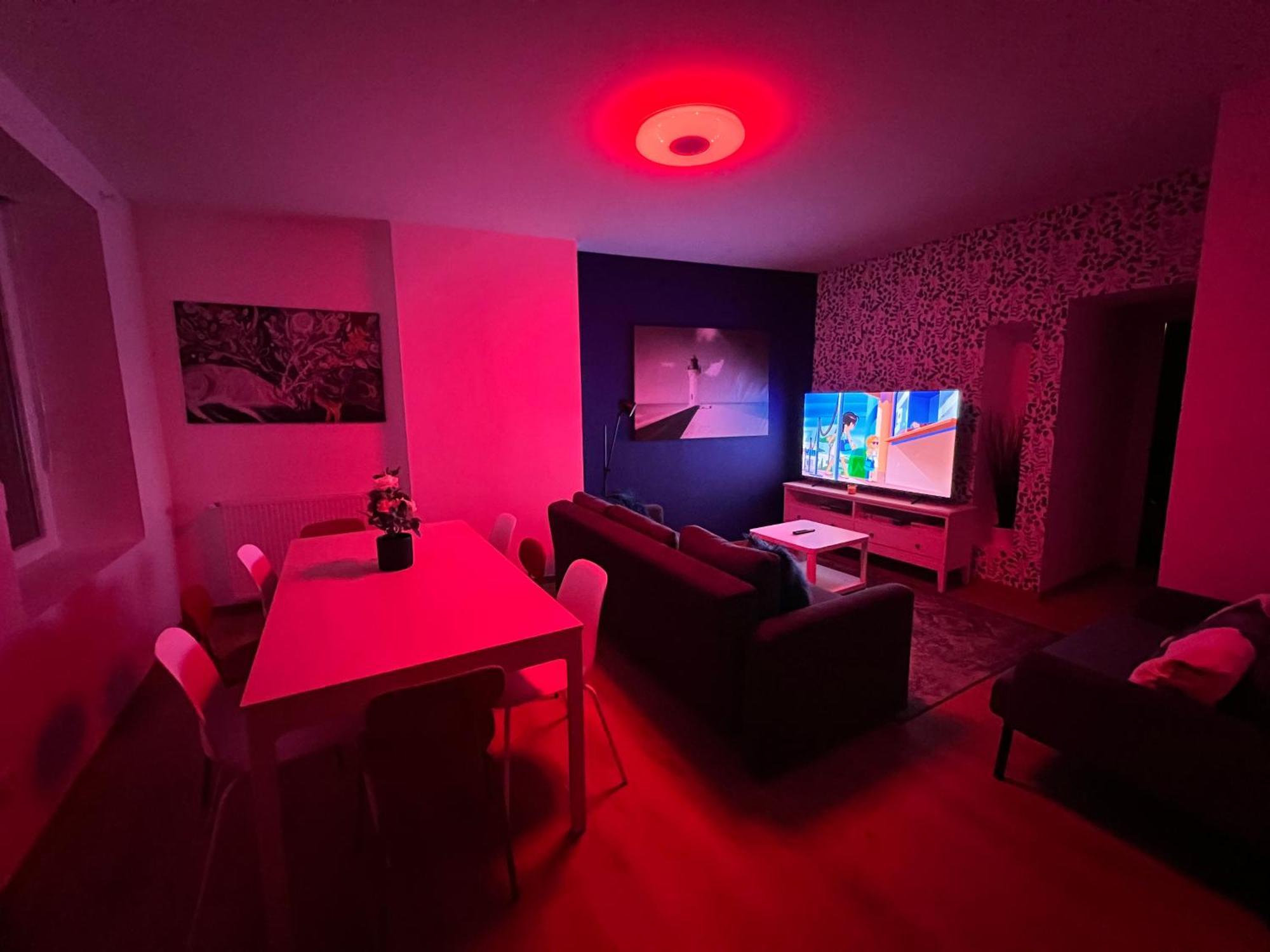 24 Chic & Cosy Grand Appart 88M2 Parking Gratuit Hypercentre Netflix Saint-Etienne  Dış mekan fotoğraf