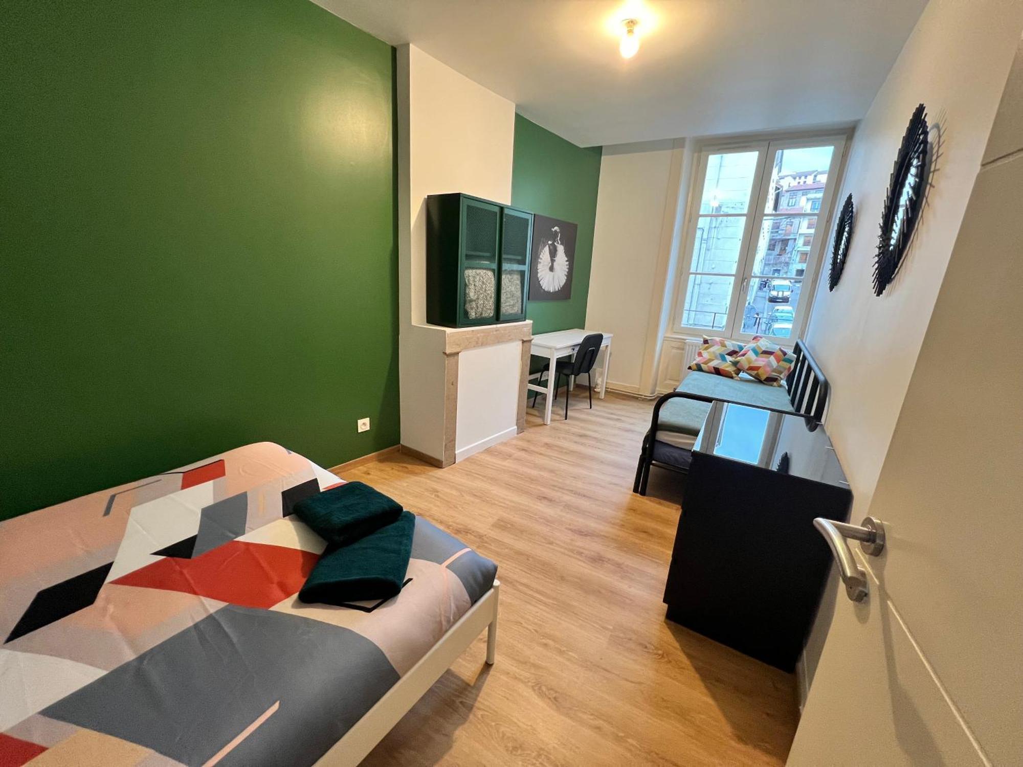 24 Chic & Cosy Grand Appart 88M2 Parking Gratuit Hypercentre Netflix Saint-Etienne  Dış mekan fotoğraf
